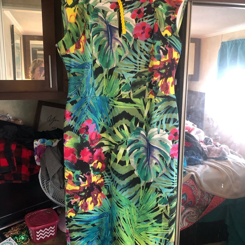 Ladies tropical print dress